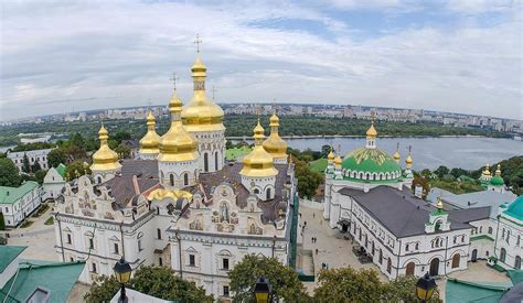 Архитектурные особенности Киева и Новгорода