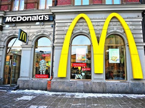 История открытия ресторанов McDonald's в России