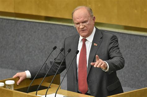 Мировые требования и внутренние проблемы