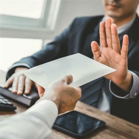 Почему наши мамы часто приходят с работы злыми