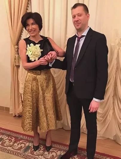 Ранняя жизнь мужа Ирады Зейналовой